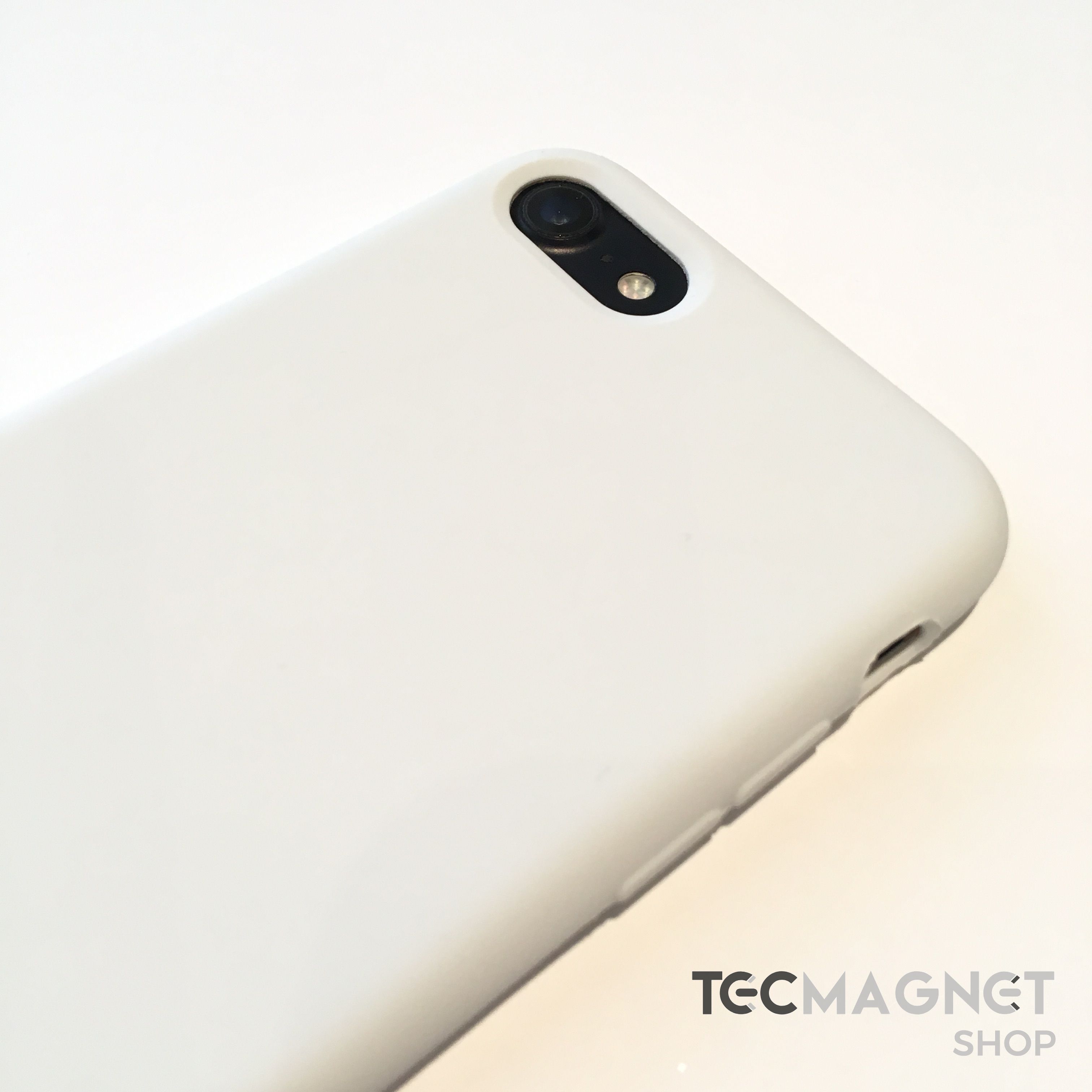 iphone7_white_case_tecmagnetshop